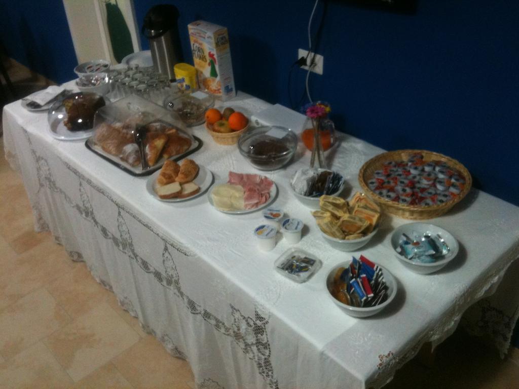 Alojamento de Acomodação e Pequeno-almoço Fly Bari